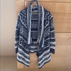 Old Navy Knitted style Sweater.